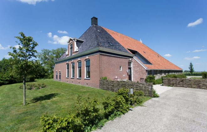 renovatie_dak_boerderij_na_voorzijde